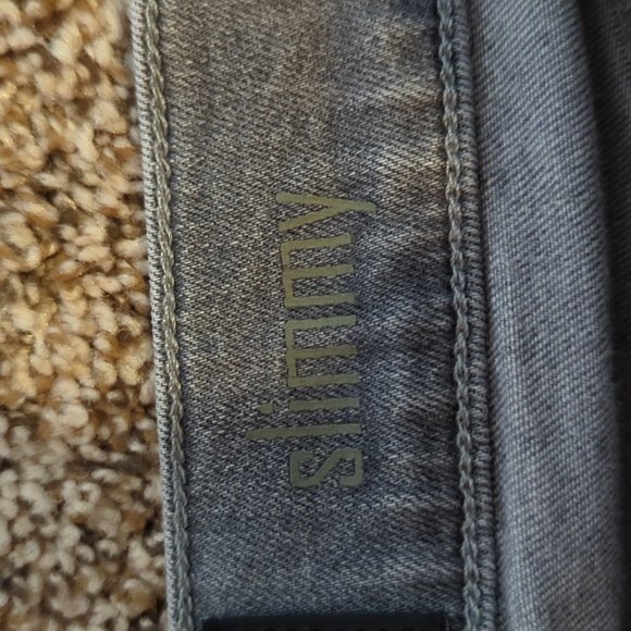 7 for all mankind Jeans - Picture 3 of 6